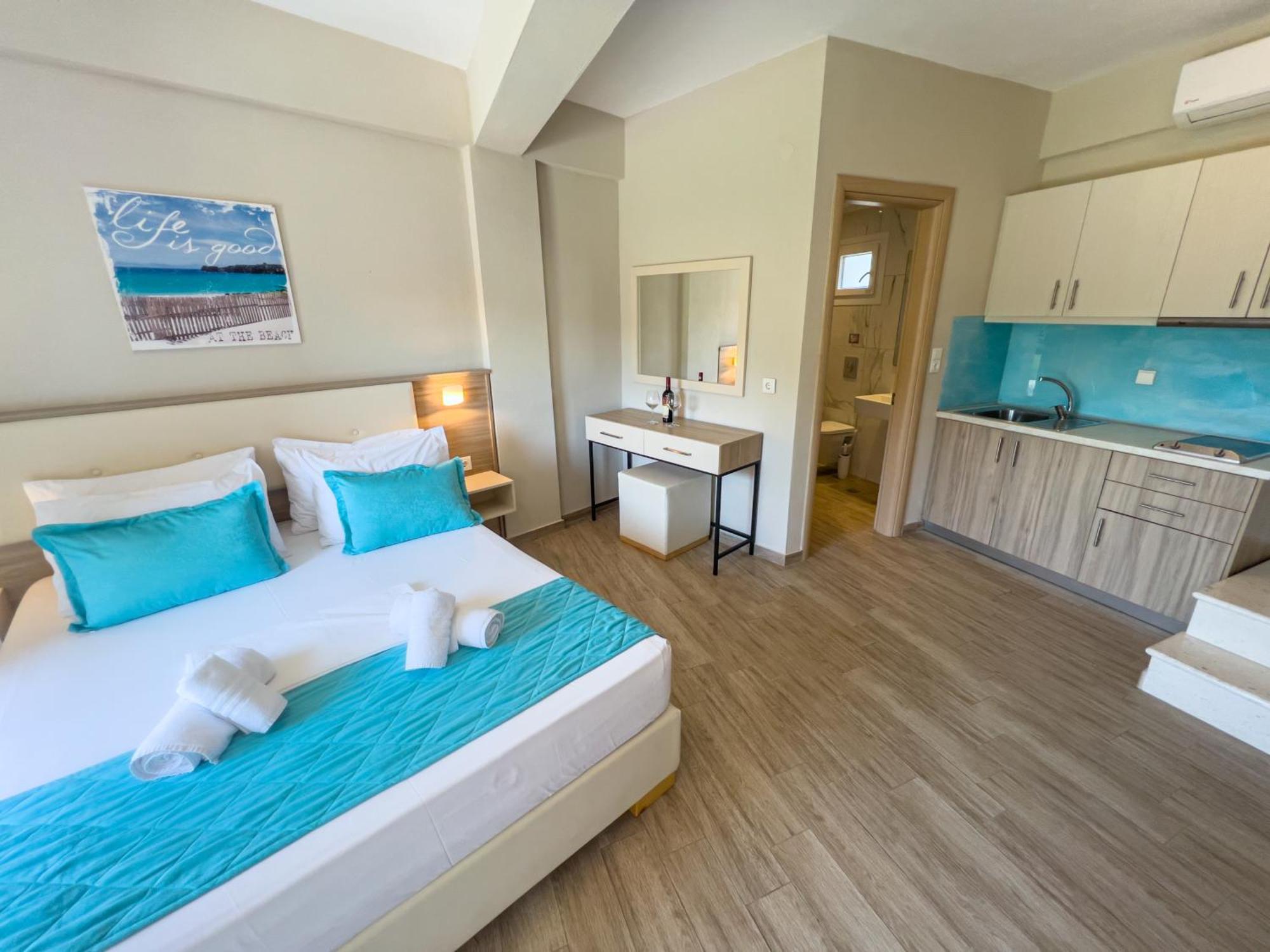 Yalos Beach Maisonettes Skala Sotiros Exterior photo